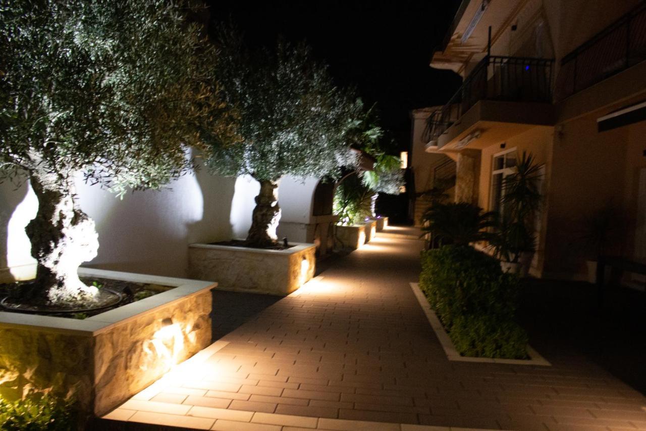 Apartments Villa Jelena ヴォディツェ エクステリア 写真