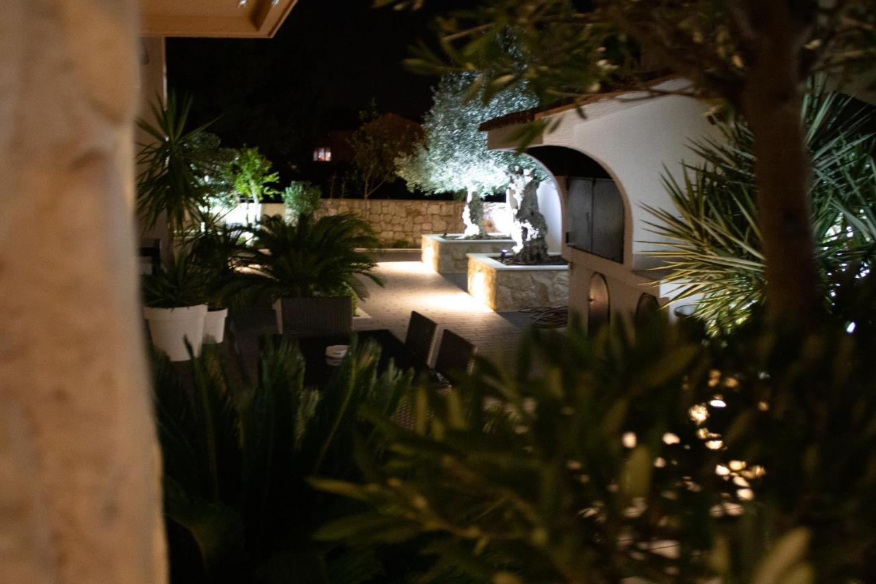 Apartments Villa Jelena ヴォディツェ エクステリア 写真