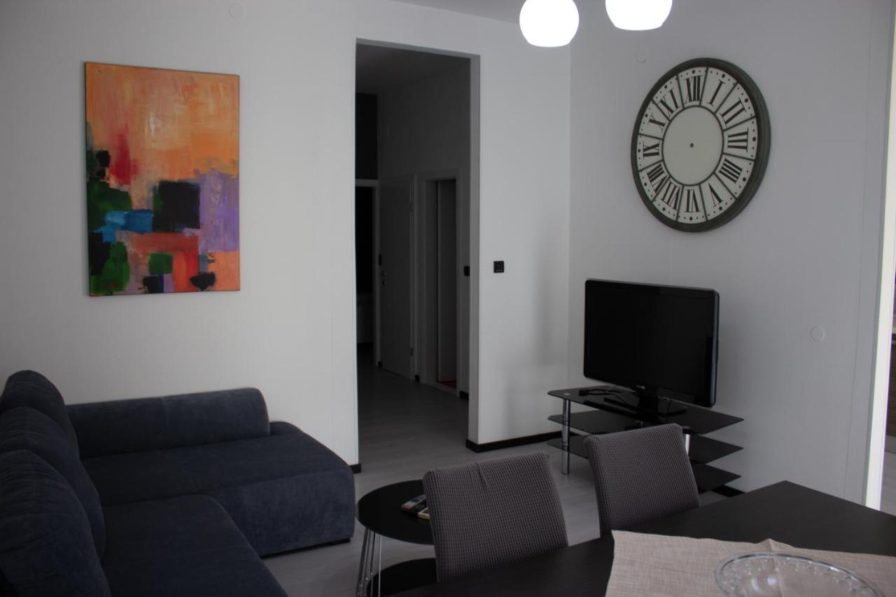 Apartments Villa Jelena ヴォディツェ エクステリア 写真