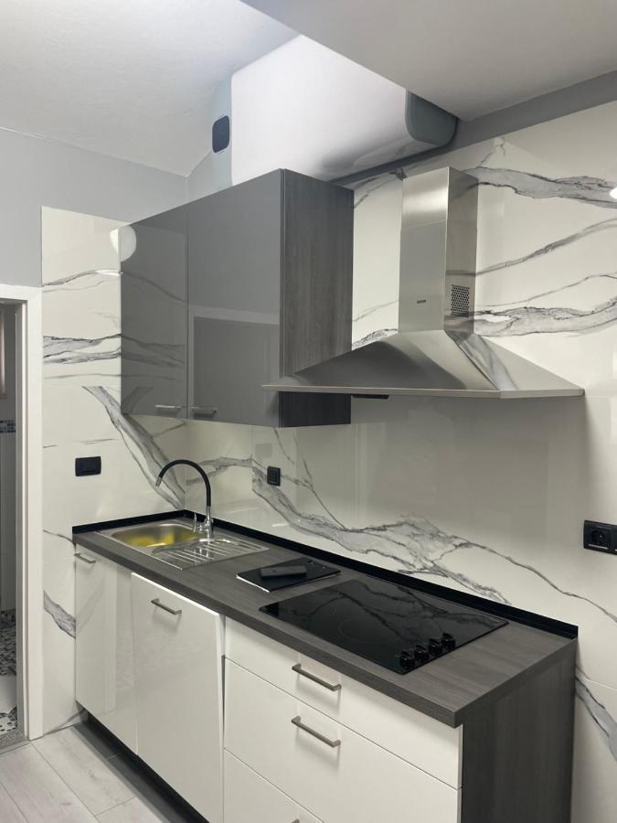 Apartments Villa Jelena ヴォディツェ エクステリア 写真