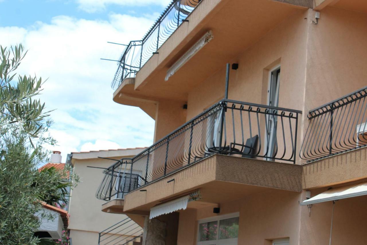 Apartments Villa Jelena ヴォディツェ エクステリア 写真